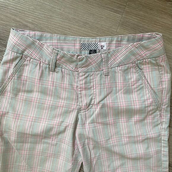 Volcom pink plaid bermuda shorts - Picture 5 of 12